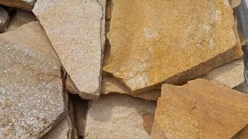 Плитняк златолит жёлтый для цоколя купить в Чистополе