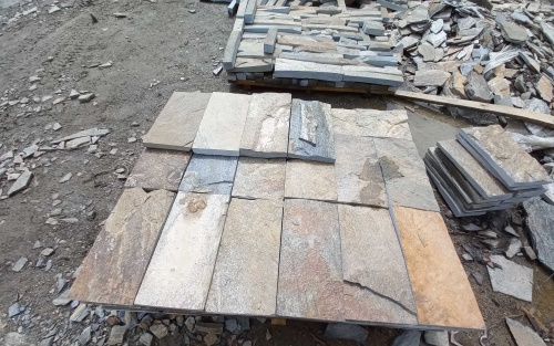 Плитка пилёная златолит Уральский для цоколя, отмостки купить в Чистополе