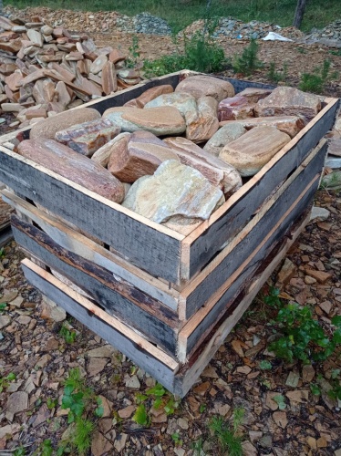 Златолит жёлтый, жёлто-зелёный глыбки и валуны для ланшафтного дизайна купить в Чистополе